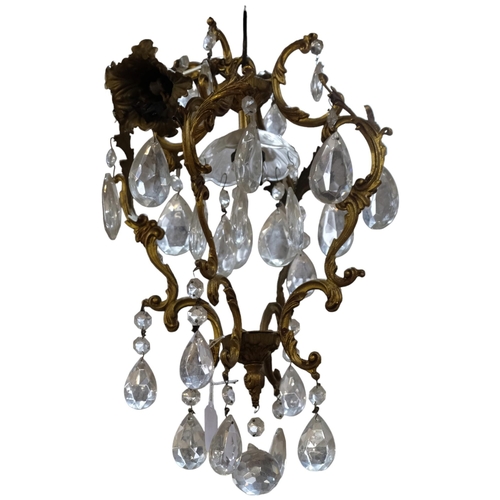 417 - Gilt-metal chandelier with lustre drops