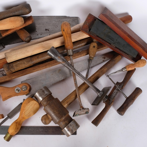 422 - A box of carpentry tools, and a saw