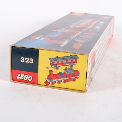 437 - LEGO - a 1960s LEGO set 323 train, complete and in original box with original instruction pamphlet