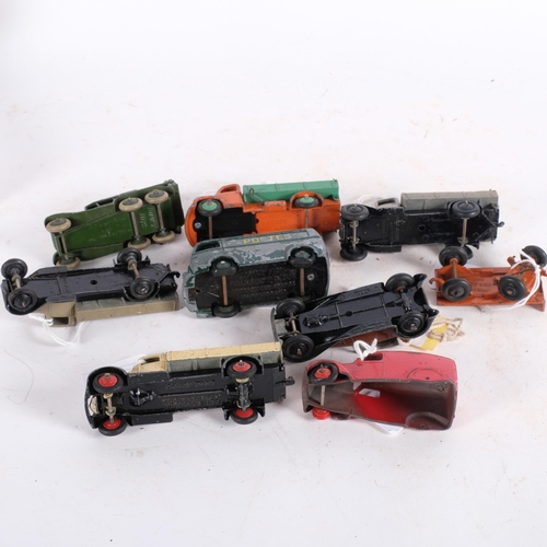 447 - A group of loose Dinky toys, to include a Dodge tipping wagon, several flat bottom trucks and tippin... 