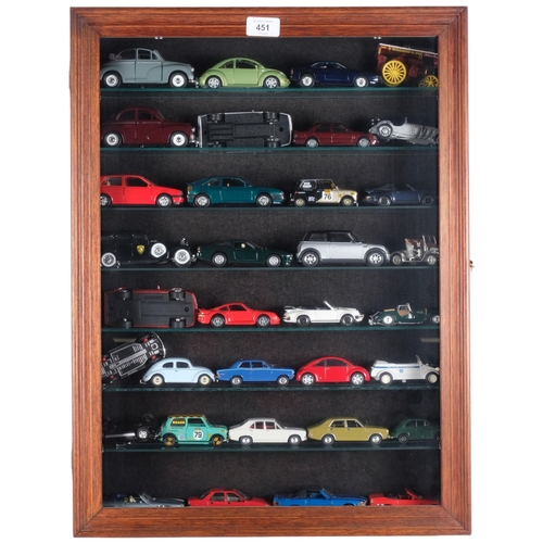 451 - A quantity of loose diecast vehicles, various brands such as Dinky, Corgi and Lledo, in associated g... 