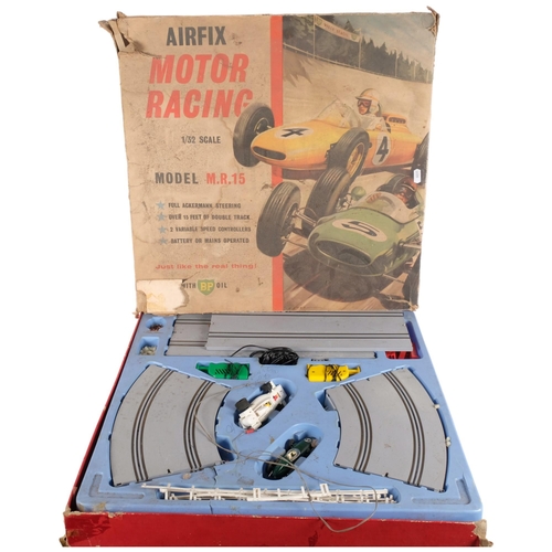 455 - AIRFIX - a model M.R.15 1/32 scale motor racing set, appears complete and in original box