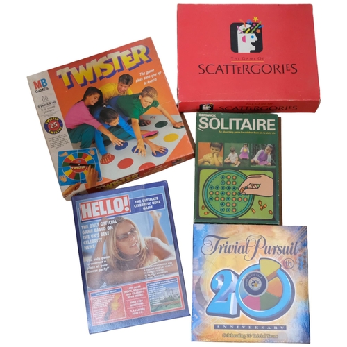 458 - A quantity of Vintage board games, including a complete Mah-jongg set, a table-top croquet set, Soli... 