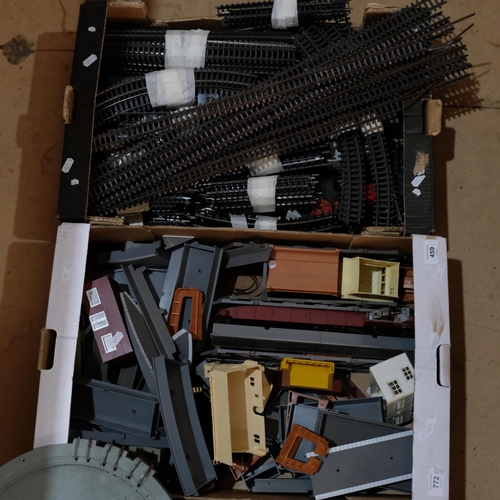 459 - A quantity of Vintage OO gauge train track, and various associated accessories, including platforms ... 