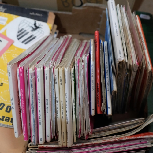 495 - A large quantity of Beano comics, 1990s, and a box with Ordnance Survey maps, Life magazines, etc