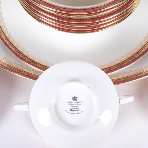 262 - 1950s Paragon china dinner service in Holyrood pattern, including 3 vegetable tureens and serving pl... 