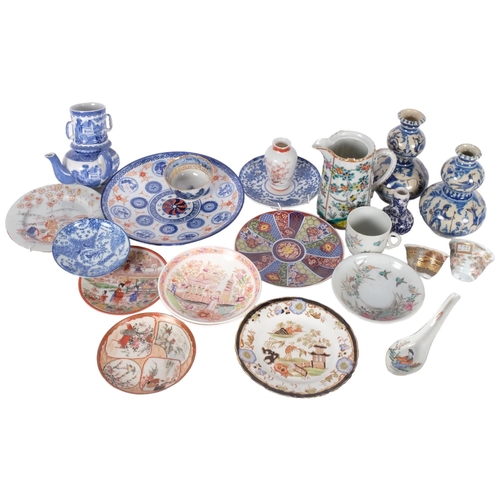 393 - A group of Oriental items, including a pair of gourd vases, 15.5cm, Chinese teaware, a Cauldon china... 