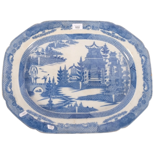 532 - A large Victorian blue and white charger, Oriental design, 40cm x 52cm