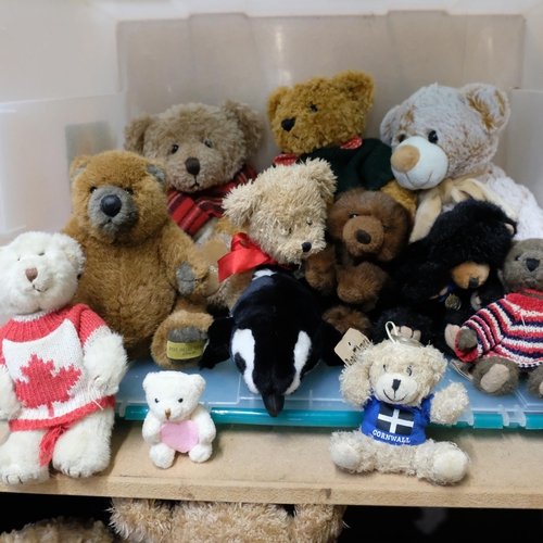 620 - 2 boxes of soft toys and teddy bears