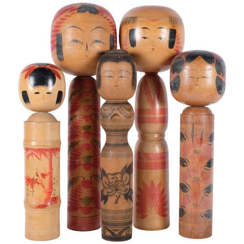 731 - A group of 5 Japanese Kokeshi dolls, largest height 46cm