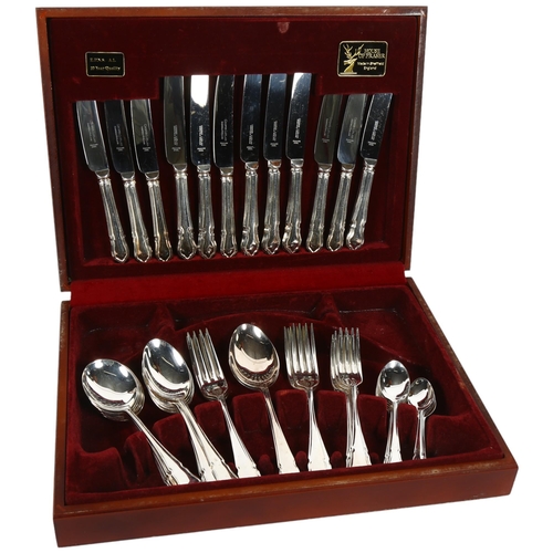 852 - COOPER, DUDLAM SHEFFIELD ENGLAND - canteen of plated cutlery for 6 people (48 pieces), cased