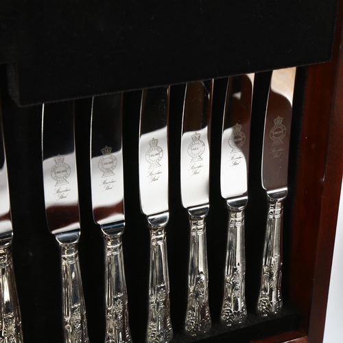 856 - A canteen of Sheffield plated cutlery in King's pattern, for 6 people (44 pieces), cased