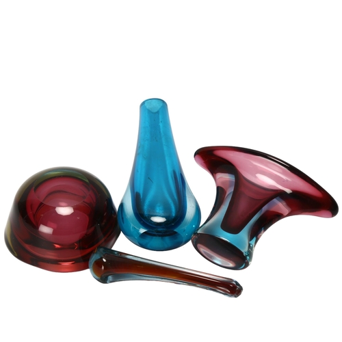 112 - Murano, Italy, 3 pieces of mid 20th century sommerso glass, tallest 20cm