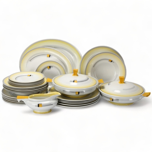 127 - An Art Deco dinner service by Shelly, 