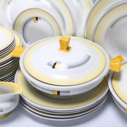 127 - An Art Deco dinner service by Shelly, 