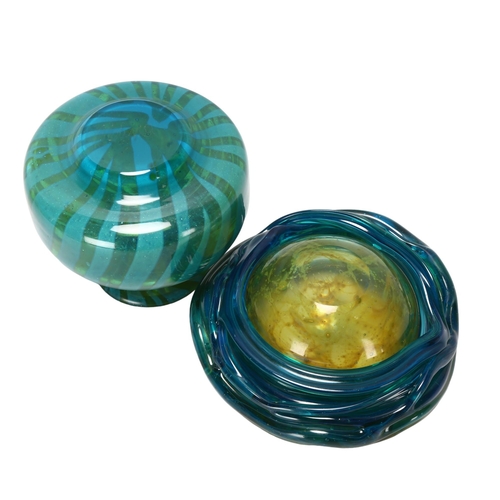 173 - A Mdina glass bowl and vase, both marked Mdina to base, tallest 12.5cm