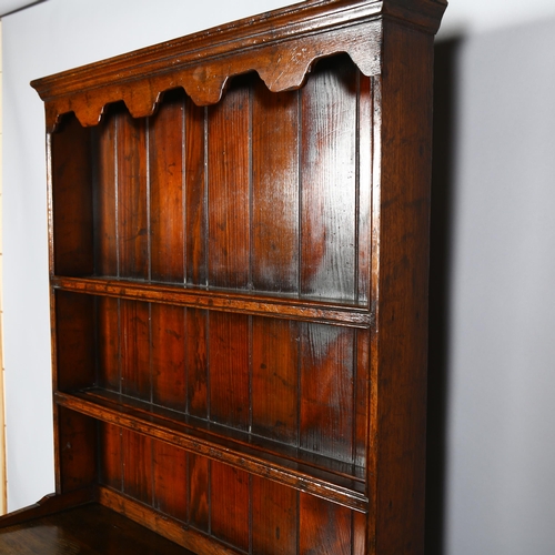 2149 - A Titchmarsh and Goodwin small oak dresser, with 2 large and 3 small drawers in base, height 158cm, ... 