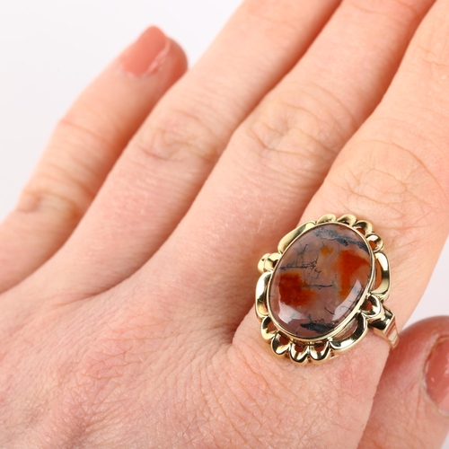 1220 - A Continental 14ct gold moss agate dress ring, rub-over set with oval cabochon agate, setting height... 