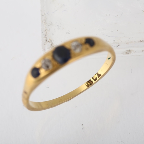 1252 - An 18ct gold graduated five stone sapphire and diamond half hoop ring, early 20th century, setting h... 