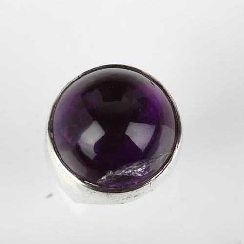 1344 - LISE MAYER GULD & SOLV - a large Danish modernist sterling silver and amethyst dress ring, setting h... 