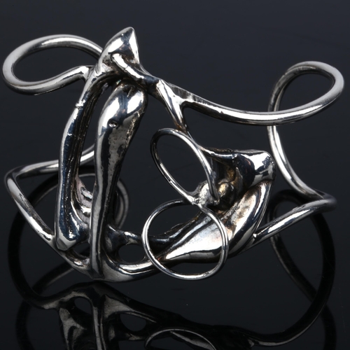 1369 - A Danish white metal brutalist abstract cuff bangle, in the manner of Jacob Hull, setting height 47.... 