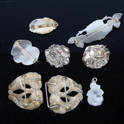 1395 - Various Danish and Norwegian silver jewellery, including nurse's buckle, brooch etc, 40.7g total