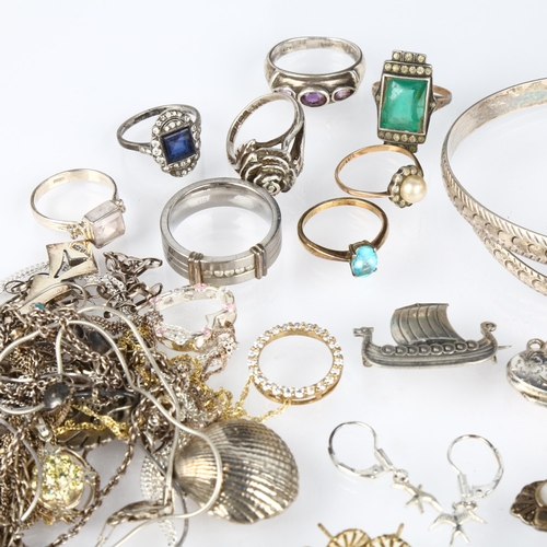 1424 - Various silver jewellery, including Viking ship brooch, bangle, bracelets etc