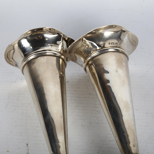 1510 - A pair of Edwardian silver bud vases, A&J Zimmerman, Birmingham 1908, 13.5cm, loaded bases