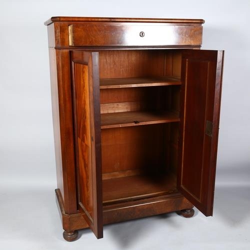 2143 - A Victorian mahogany tallboy with single drawer and cabinet, height 147cm, 102 x 47cm