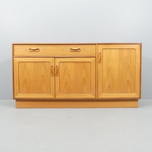 2096 - G-PLAN - A mid-century teak Plinth sideboard by Victor Wilkins, with single drawer above three cupbo... 