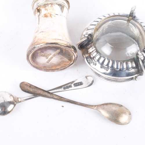 1046 - 2 silver napkin rings, Russian mustard pot, and a silver plated cruet set