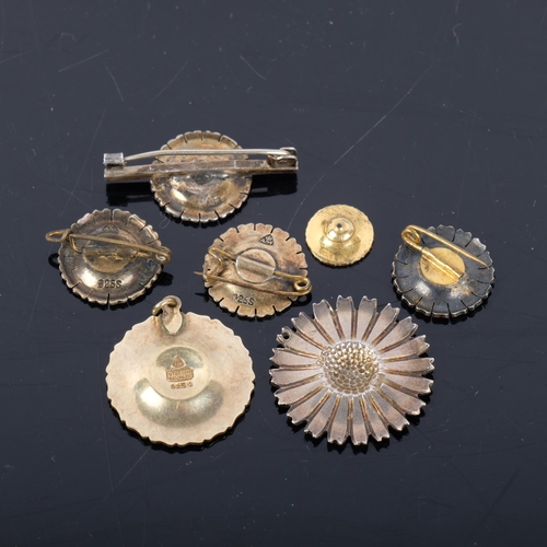 1096 - Group of Danish sterling silver and white enamel daisy pattern jewellery, including pendants, brooch... 