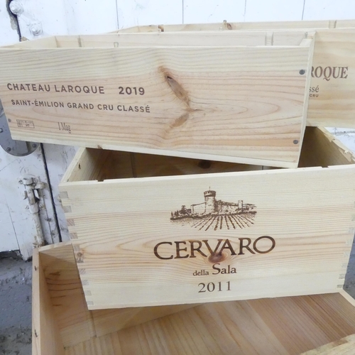 2586 - Seven various modern pine wine crates. Largest 52x19x33cm.