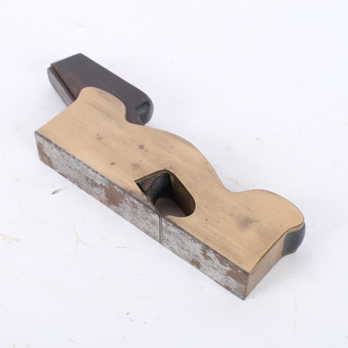 121 - An Antique brass shoulder plane (no maker's marks)