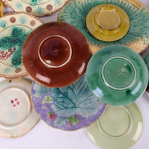 129 - A group of Victorian Majolica plates, and 3 bread plates (13)