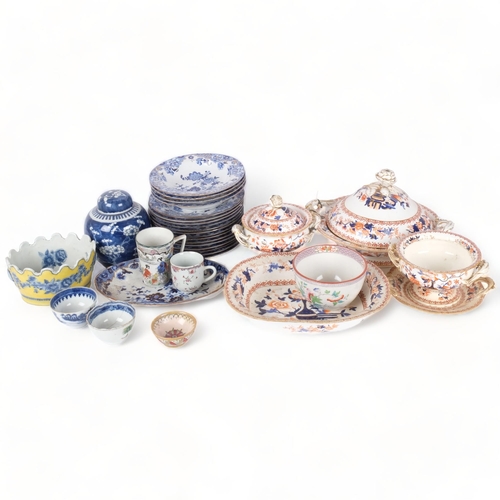 371 - A quantity of Victorian Coalport and Spode dinnerware, various Oriental tea bowls, ginger jars etc