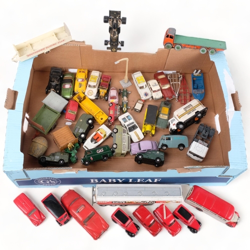 623 - A group of various Corgi, Dinky and other diecast vehicles