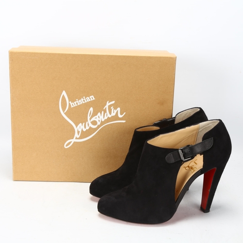 125 - Two pairs of ladies designer shoes, Christian Louboutin black suede size 7 - boxed with dust covers,... 