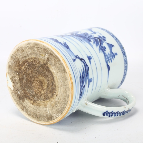 186 - A large Chinese 18th century blue and white porcelain mug, with hand painted decoration, height 15cm