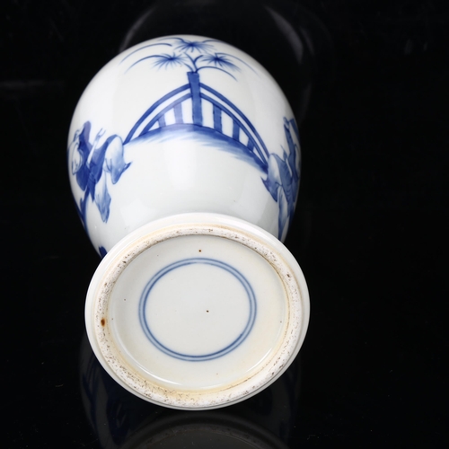 237 - Chinese blue and white porcelain vase, height 24cm