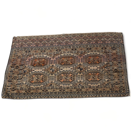 277 - A finely woven antique Persian saddle bag/rug, 132 x 78cm