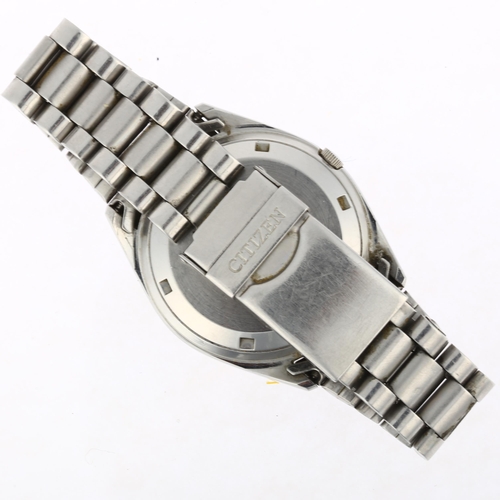 1030 - CITIZEN - a stainless steel WR100 Day/Date automatic bracelet watch, ref. 4-R101 RC, silvered dial w... 