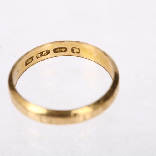 1185 - A 19th century 18ct gold wedding band ring, no maker, Birmingham 1891, engraved floral decoration, b... 