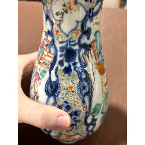 185 - A group of Chinese porcelain items