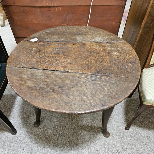 258 - A George II oak cricket table, diameter 78cm, height 68cm