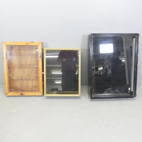 2680 - Three various table-top display cabinets. Largest 76x17x57cm.