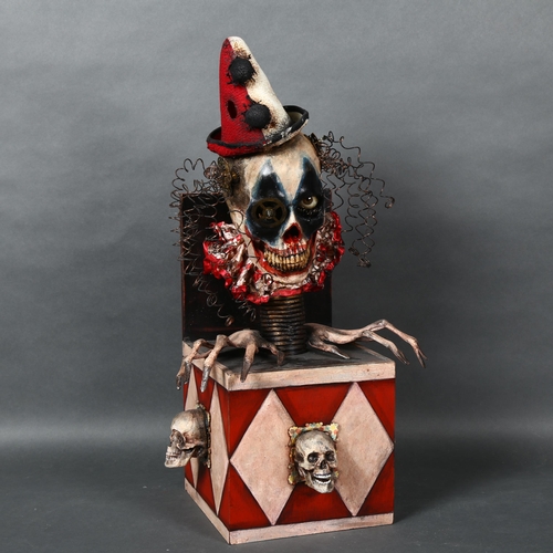 471 - Curiosity / Macabre - a Creepy Jack in the Box Sculpture. Highly detailed sculpture of a Jack in the... 