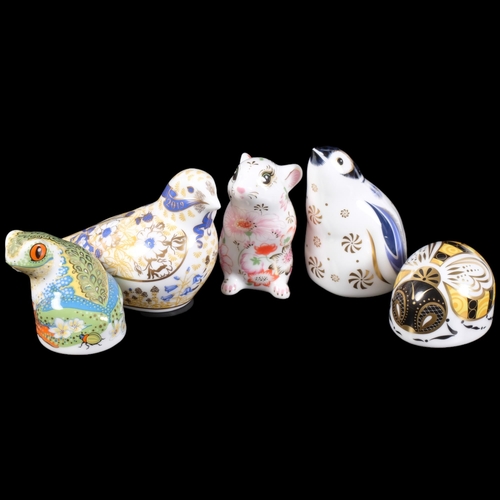 400 - Royal Crown Derby group of 5 paperweights, including 2 Collectors Guild pieces, a Bumblebee and Snow... 