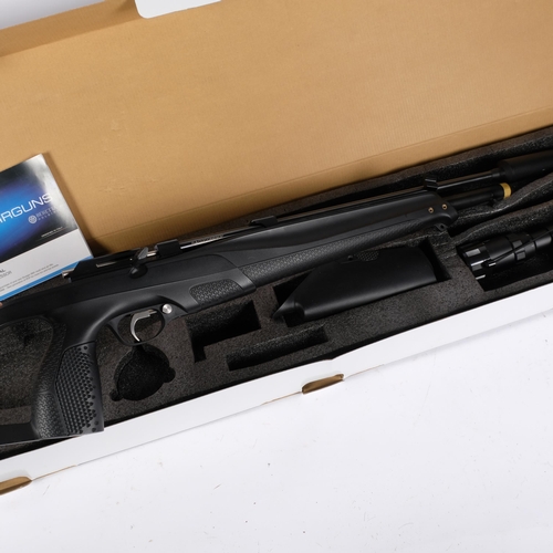 100 - A brand new Stoeger .22 air rifle, from the Bieretta factory, with telescopic sight, new and boxed