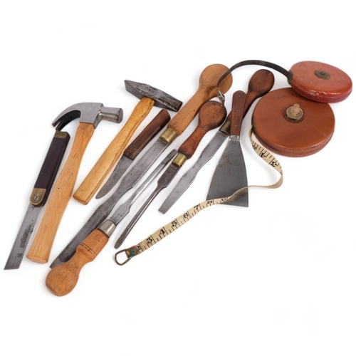 101 - A collection of military and other 20th century hand tools, including a 1966 screwdriver, by W H Cla... 